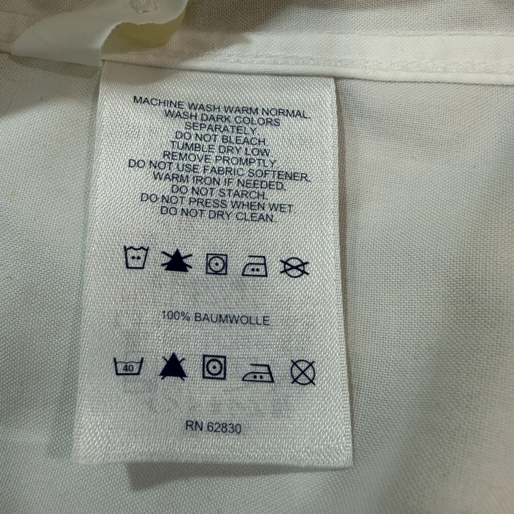 Lands End White Oxford Button Down Old Money Office Corporate Shirt Minimalist - Picture 7 of 8